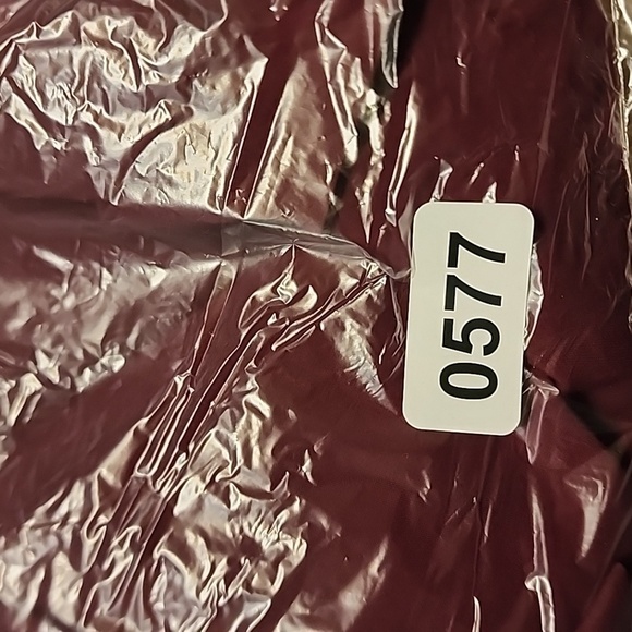 Koi Basics size M women scrub pants uniform wine color - Picture 13 of 13